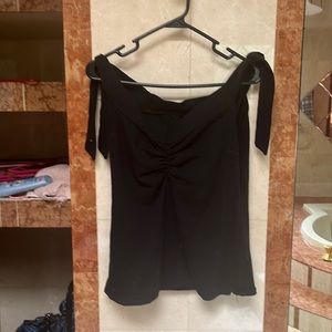 Like new Pinky Pinups off the shoulder tank